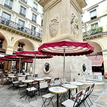 1579 - Eiffel Tower Gem, Stylish & Unique * Paris