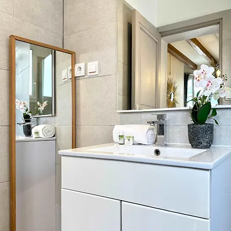 1579 - Eiffel Tower Gem, Stylish & Unique Apartamento